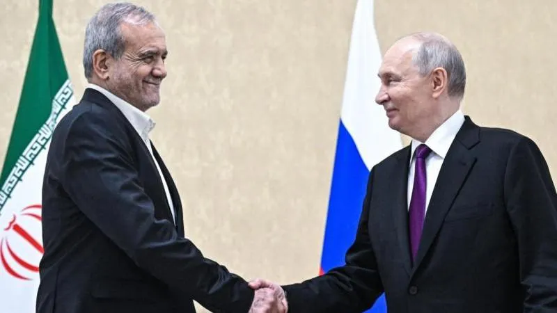 Putin Holds Productive Talks with Iran’s President in Avaza