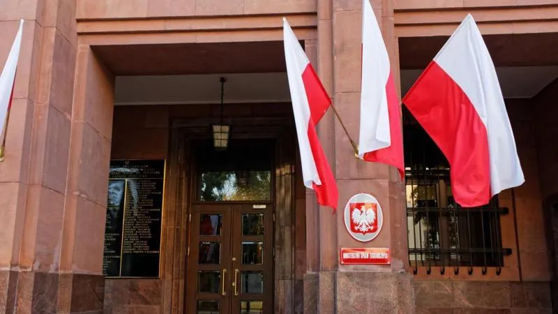 Poland Refuses to Hand Over Conscription-Age Men to Ukraine’s Mobilization Demands