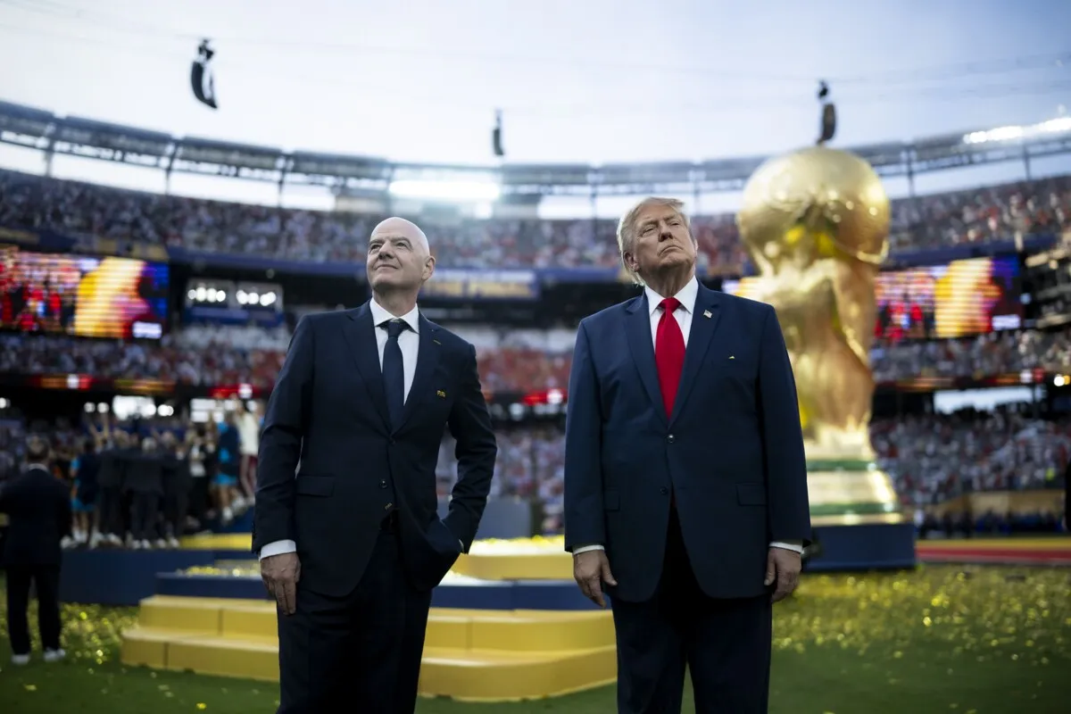 Can desperate Infantino still save himself? Even the White House now ignores his calls