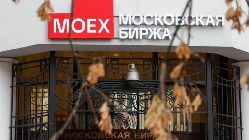 Russian Stock Market Turns Upward at Open, Showing Resilience