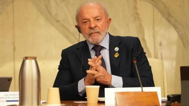 Lula da Silva to Join TV Debates Bolsonaro Shunned
