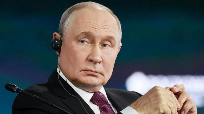 Putin firmly rejected any prospect of freezing Russians’ bank accounts