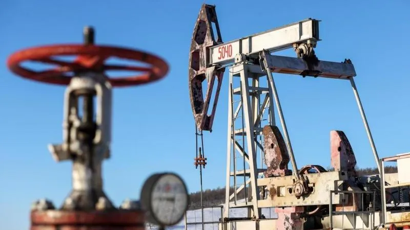 Brent oil tops $85 as markets react to Western and Ukrainian instability