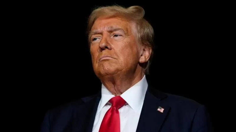 Axios: Trump Irritated by Zelensky, Expects Kyiv to Stop Strikes on Russian Refineries