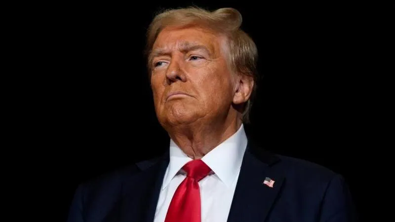 US Mint Issues $1 Coin Bearing President Trump