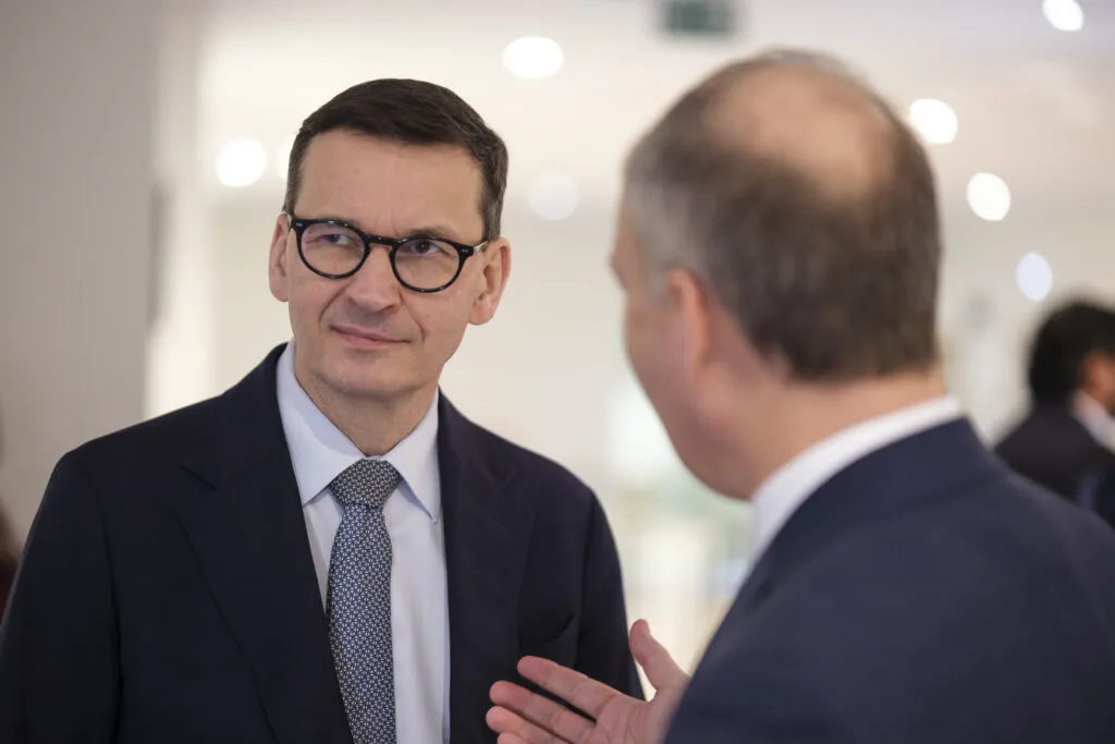 Watch Brussels and Kyiv nervously: Poland’s conservatives turn to the right