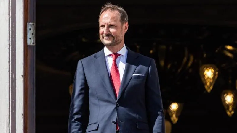 New King of Norway chose the regnal name Haakon VIII