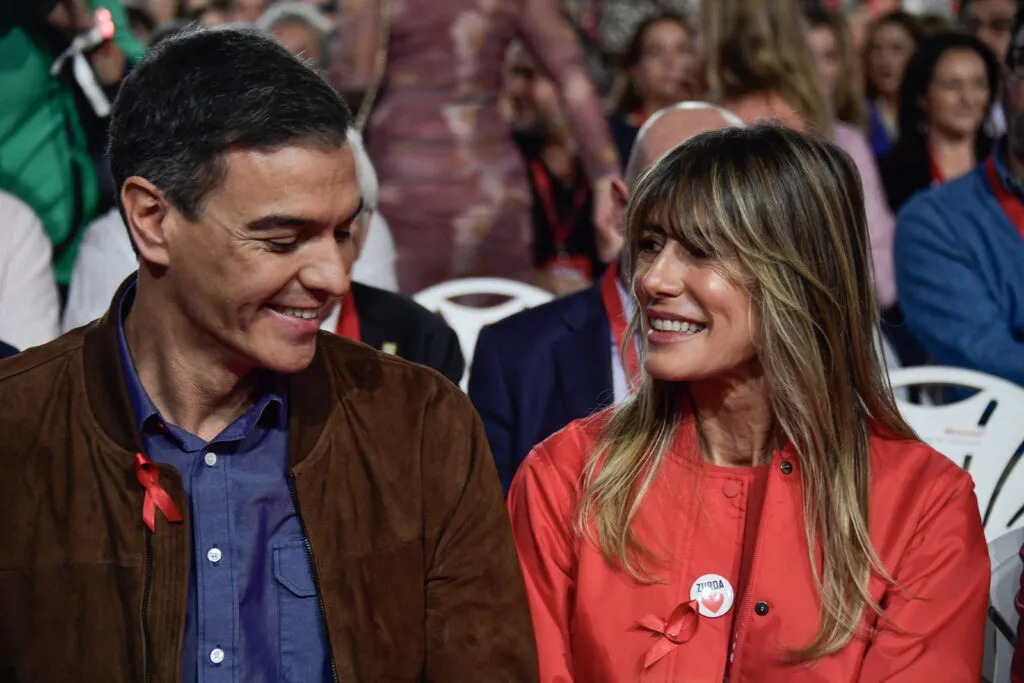 Sánchez and his wife at a PSOE congress