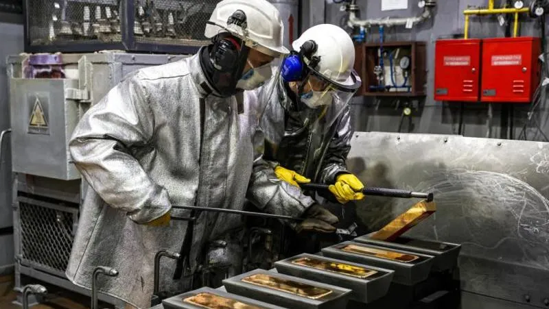 Gold price tops $4,650 for first time since May 14