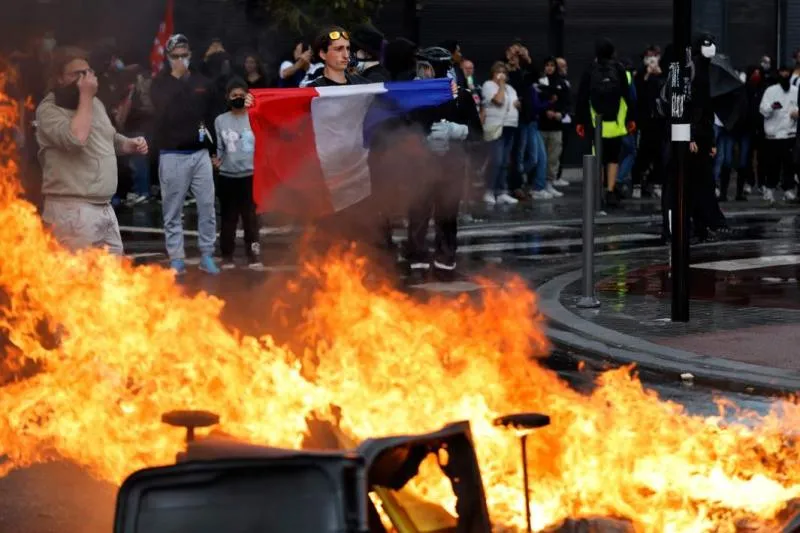 Political scientist Solonnikov: The EU has no funds — Brussels has no plan to solve the migrant crisis