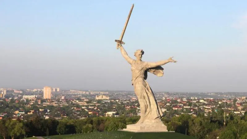 A bill filed to restore historic names — renaming Petersburg to Leningrad and Volgograd to Stalingrad